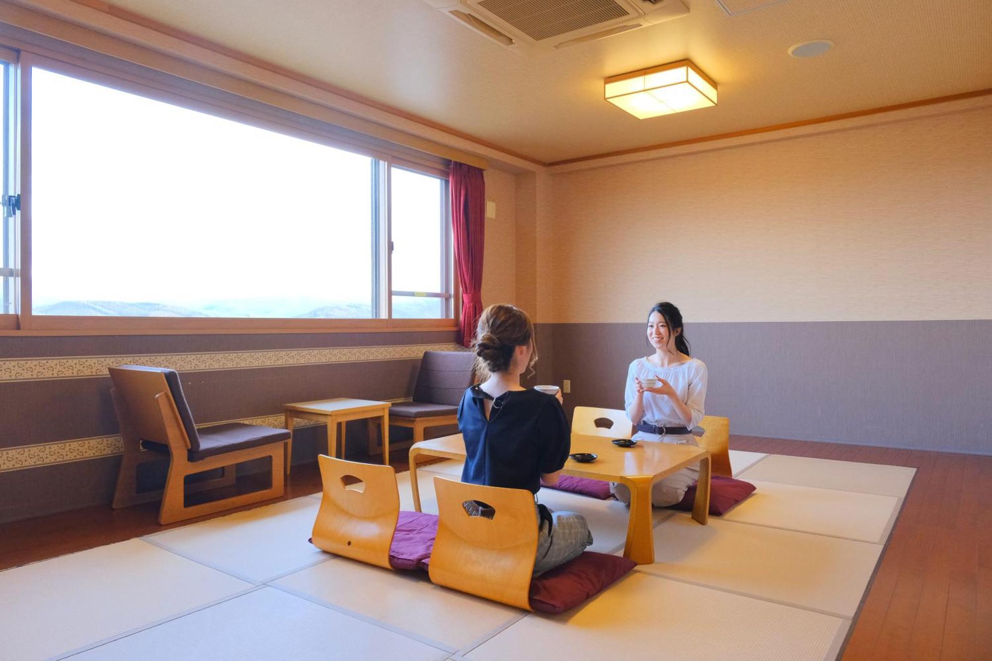 酒店 Morinoyu Hanakagura 3*